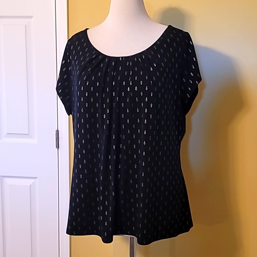 Flattering Worthington Top